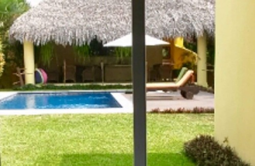Chulamar Casa | Increíble casa de playa en el condominio Marena en Chulamar Guatemala CH010