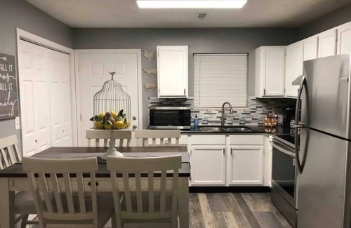 Sevierville Casa | Awesome Family Vacation-2 miles to Dollywood-Arcades & more