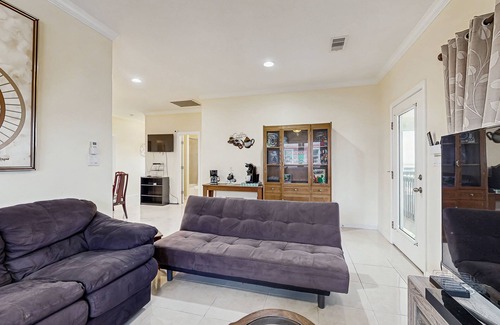 Port Bolivar Casa | Amazing | Canal Front | Hot Tub | Boat Ramp