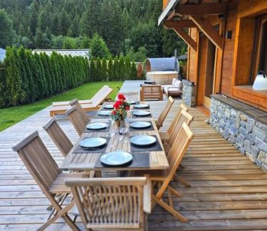 Chamonix-Mont-Blanc Chalet De Esquí | Amazing Chalet with Hot Tub Sauna and Panoramic View