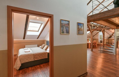 Mala Strana Apartamento | Amazing Charles Bridge Apartment