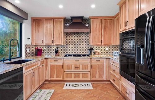 Palm Desert Condominio | AMAZING CONDO ON GOLF COURSE w/ golf privileges on private course w/ golf cart!!