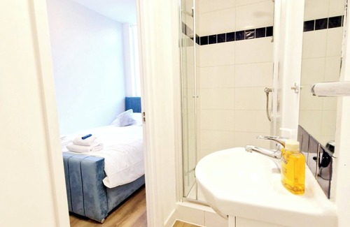 High Wycombe Casa | Increíbles habitaciones con baño en el centro de High Wycombe