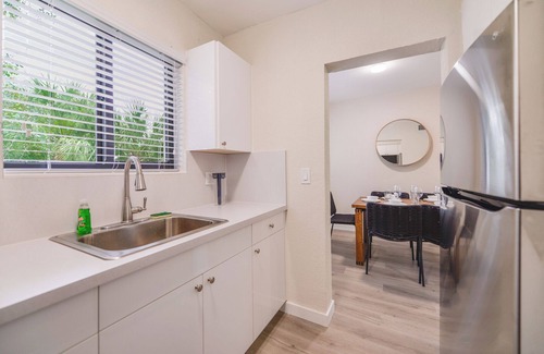 East Little Havana Apartamento | Amazing Experience in Calle Ocho