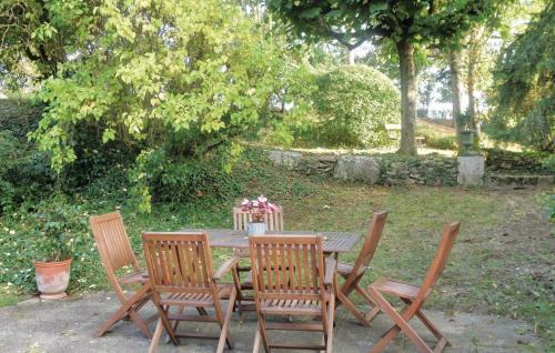 Saint-Georges-sur-Baulche Casa | Amazing Home In St Georges Sur Baulche With Wifi