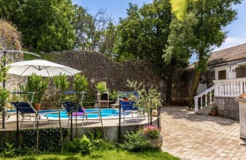 Praputnjak Villa | Amazing,full privacy holiday home with swimming pool l & hot tub
