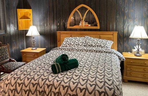Oro-Medonte Cabaña | Amazing Getaway Cottage in Horseshoe Valley