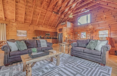Sevierville Cabina | Amazing View-Back2SchoolSpecial-Hottub-Arcade-Pool/50% Off Zipline