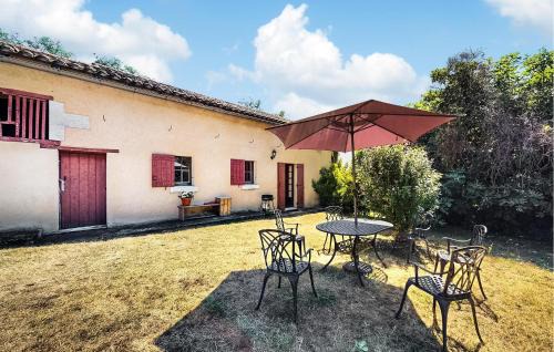 Saint-Privat-des-Pres Casa | Amazing Home In Saint-Privat-Des-Prés