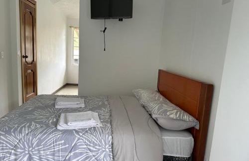Banos de Agua Santa Casa | Amazing Home - Habitación Triple