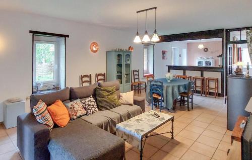 Mauleon-d'Armagnac Casa | Amazing Home In Mauléon-D'armagnac
