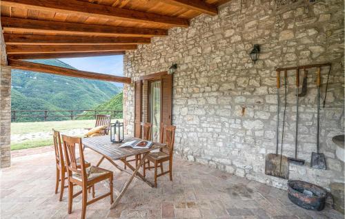 Apecchio Casa | Amazing Home In Apecchio Pu
