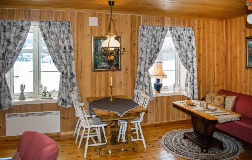 Asnes Municipality Casa | Amazing Home In Flisa With Kitchen