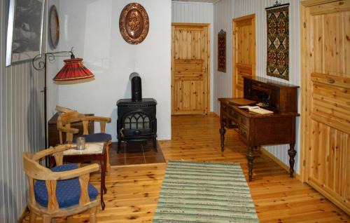 Asnes Municipality Casa | Amazing Home In Flisa With Kitchen