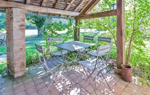 Ligny-le-Ribault Casa | Amazing Home In Ligny Le Ribault