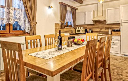 Gospic Casa | Amazing Home In Gospic With Wi-Fi