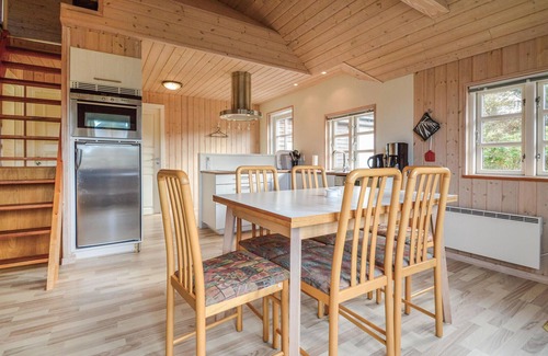 Falen Casa | Impresionante casa en Hemmet con cocina