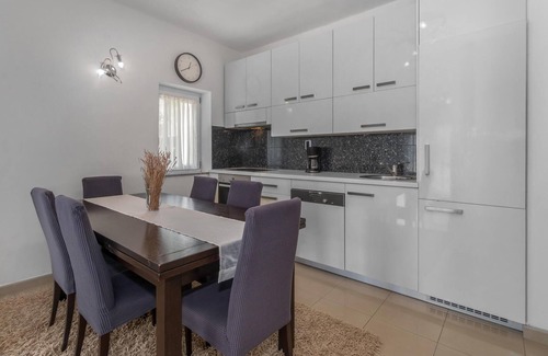 Povile Casa | Increíble casa en Novi Vinodolski