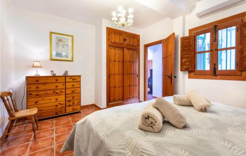 Iznate Casa | Amazing Home In Iznate