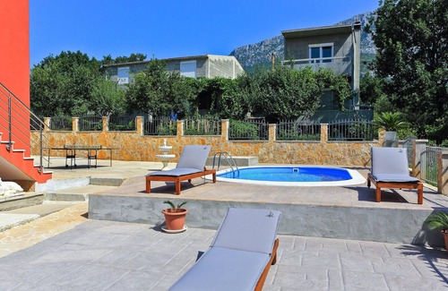Kastel Sucurac Casa | Amazing Home in Kastel Gomilica With Wifi and 2 Bedrooms