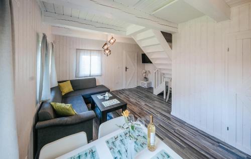 Milowka Casa | Amazing Home In Laliki