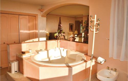 Le Tignet Casa | Amazing Home In Le Tignet