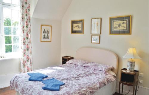 Marconne Casa | Amazing Home In Marconne With Kitchen