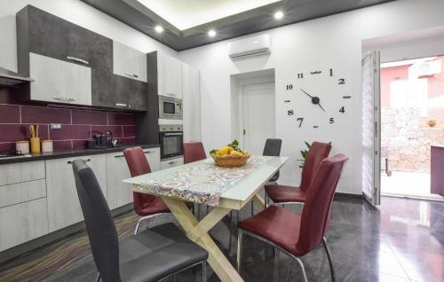 Mitogio Casa | Amazing Home In Mitogio With Wifi