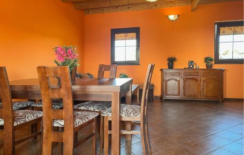 gmina Bedzino Casa | Amazing Home In Podamirowo