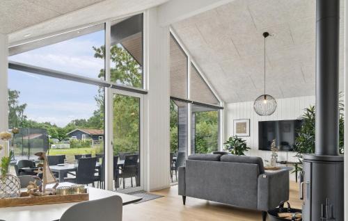 Kramnitse Casa | Amazing Home In Rødby With Wifi