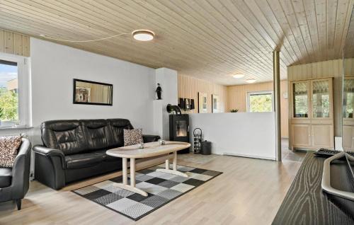 Lodbjerg Hede Casa | Amazing Home In Ringkøbing With Sauna