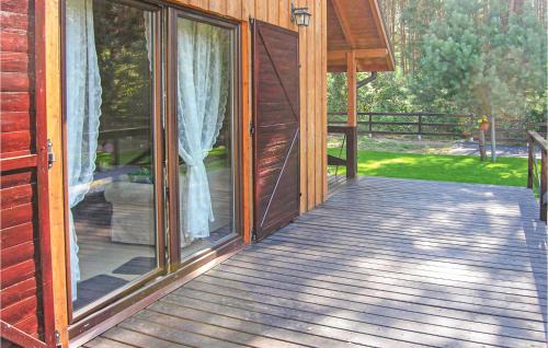 Santoczno Casa | Amazing Home In Rybakowo With Kitchen