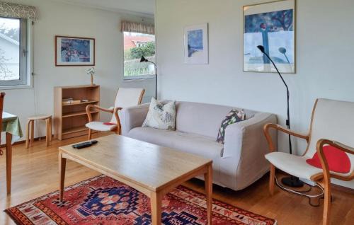 Vastra Frolunda Casa | Amazing Home In Västra Frölunda