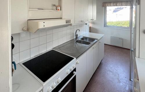Vastra Frolunda Casa | Amazing Home In Västra Frölunda