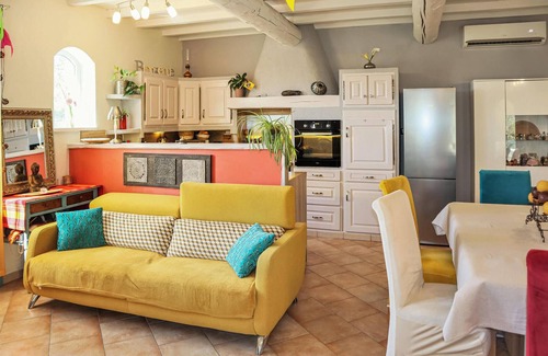 Valreas Casa | Increíble casa en Valréas con WiFi