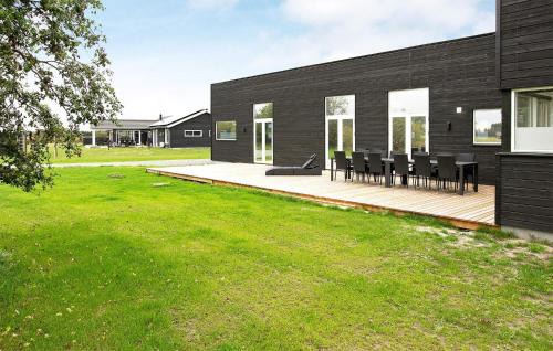 Vejby Casa | Amazing Home In Vejby With Kitchen