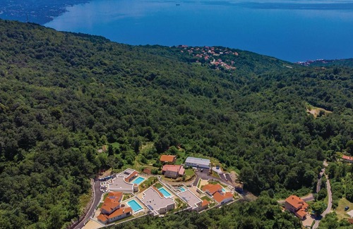 Veprinac Casa | Impresionante casa en Veprinac con.