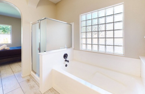 Tramonto Casa | Amazing home with gas grill, patio, firepit, enclosed yard, kitchen, & fireplace