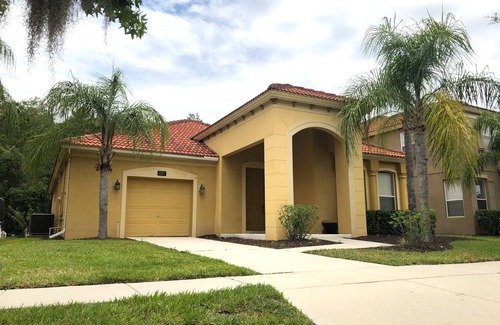 Bellavida Casa | Increíble casa cerca de Disney. ¡Disfruta de la piscina privada!