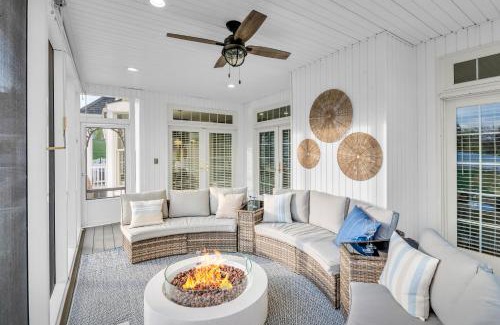 Luray Casa | Amazing House - Movie & Game Room, Hot Tub, Fire Pit & Golf Course