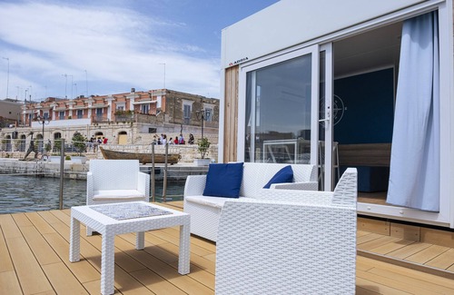 Bisceglie Alquiler De Eote | Amazing Houseboat in Apulia