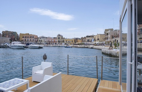 Bisceglie Alquiler De Eote | Amazing Houseboat in Apulia