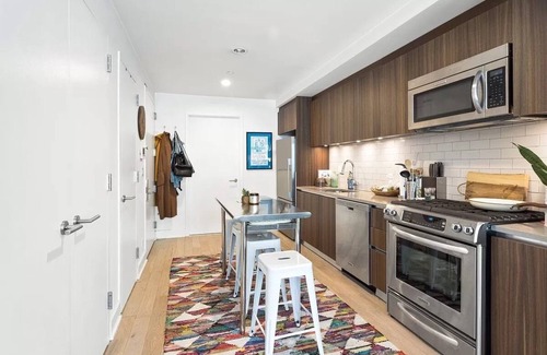 Hunters Point Apartamento | Amazing Hunters Point Studio - Access to BK/NYC - Hidden Gem