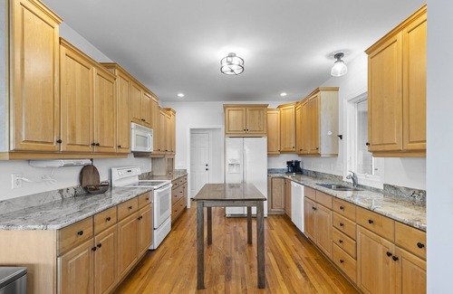 Terrell Casa | Amazing Lake Norman Views - Firepit, Kayaks and much more