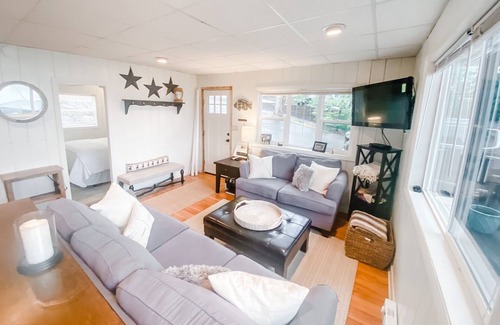 Laconia Cabaña | Amazing Lake Winnipesaukee waterfront family compound with 40 foot dock!!