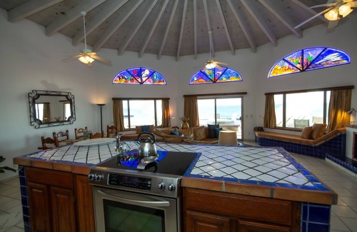 Las Conchas Casa | Amazing Las Conchas Beach Front with Heated Spa & Kayaks!!
