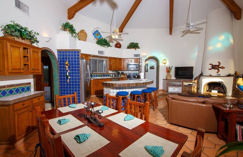 Las Conchas Casa | Amazing Las Conchas Beach Front with Heated Spa & Kayaks!!