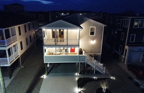 Lewes Casa | Amazing Lewes Location - Walk to Beach by Day, Town by Night! Full-size arcade!