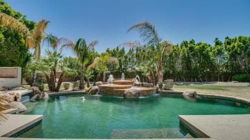 Litchfield Park Casa | Amazing Litchfield Estate With Backyard Oasis