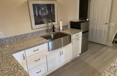 North Hills Casa | Amazing Location - Walk Across To North Hills